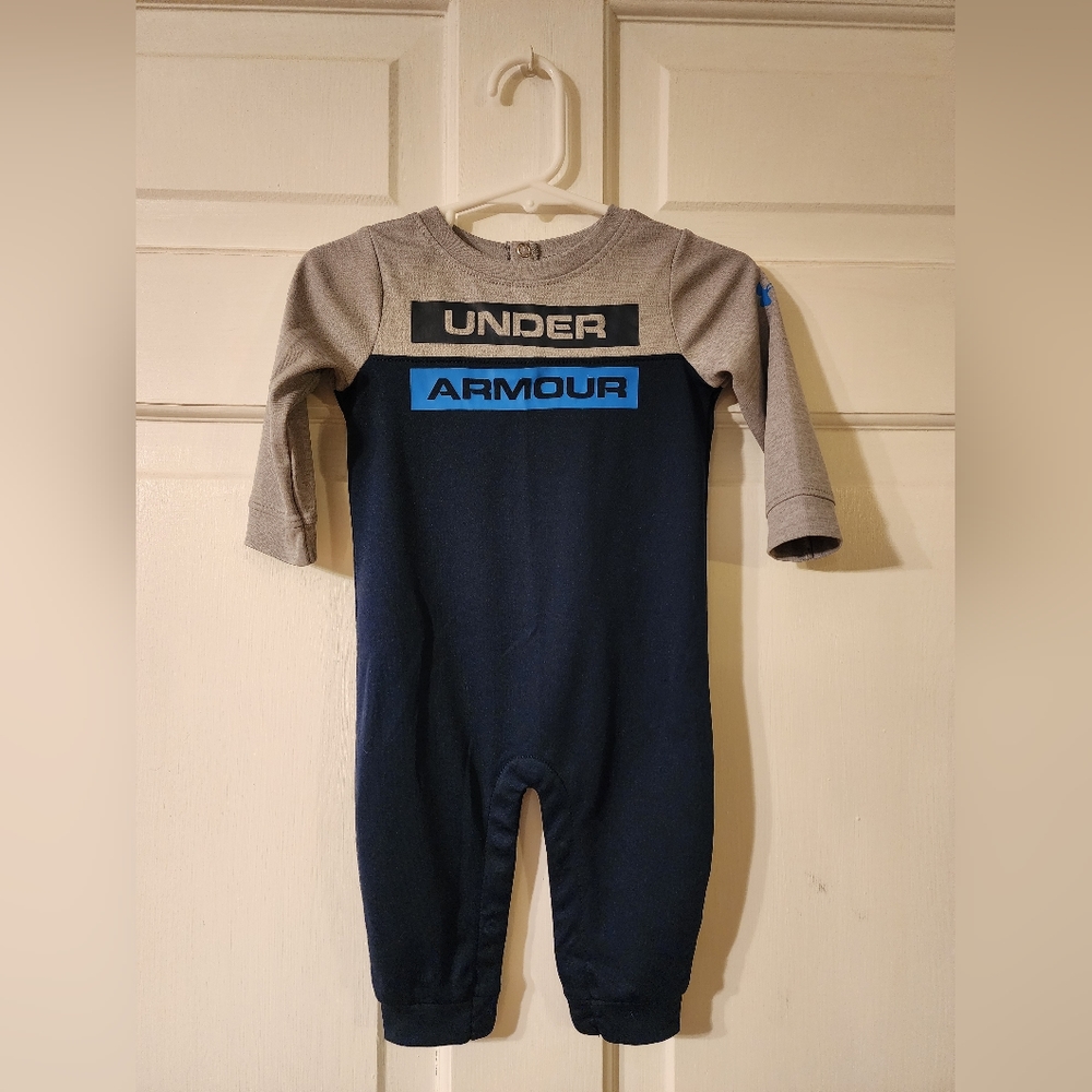 Boys Under Armour 3-6 months